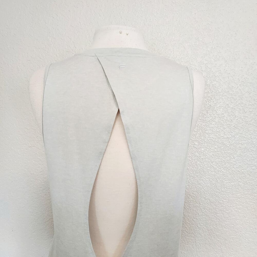 Fabletics Gray Active Wear Top w/Open Back Size M - Picture 9 of 11